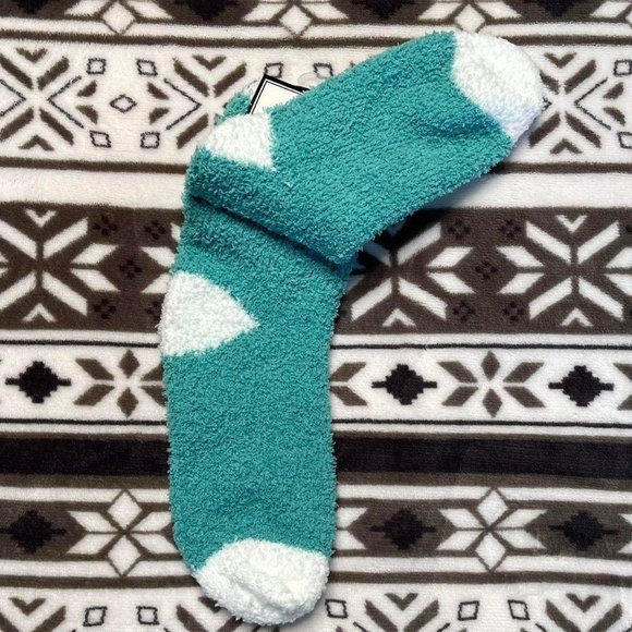 fuzzy ankle socks teal and white - Picture 4 of 4